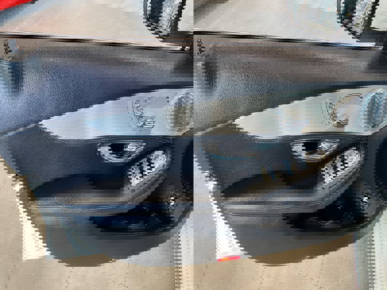 Used 2015 Mercedes-Benz C 300 4MATIC Sedan image 18