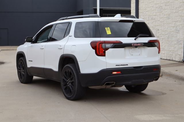 Used 2023 GMC Acadia SLT w/ Elevation Edition FWD image 3