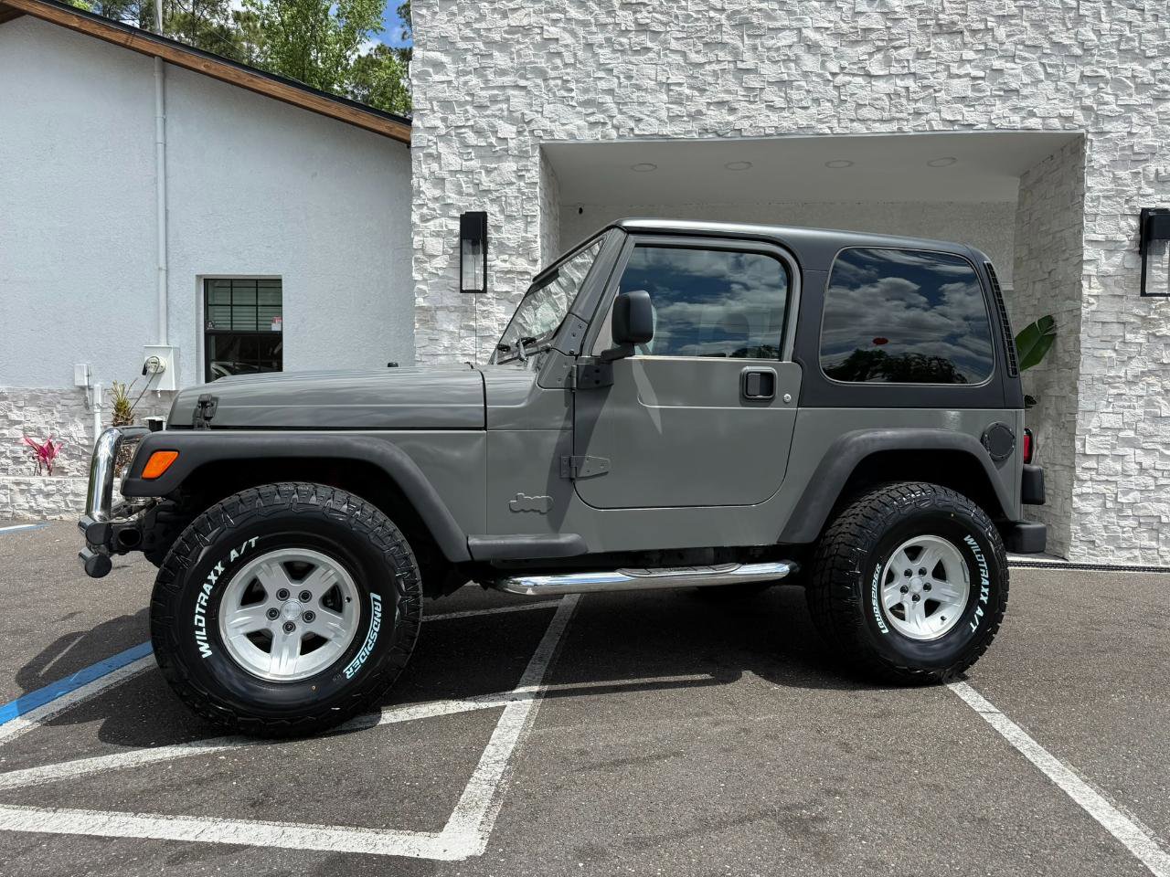Used 2005 Jeep Wrangler X w/ Rocky Mountain Edition Group image 2