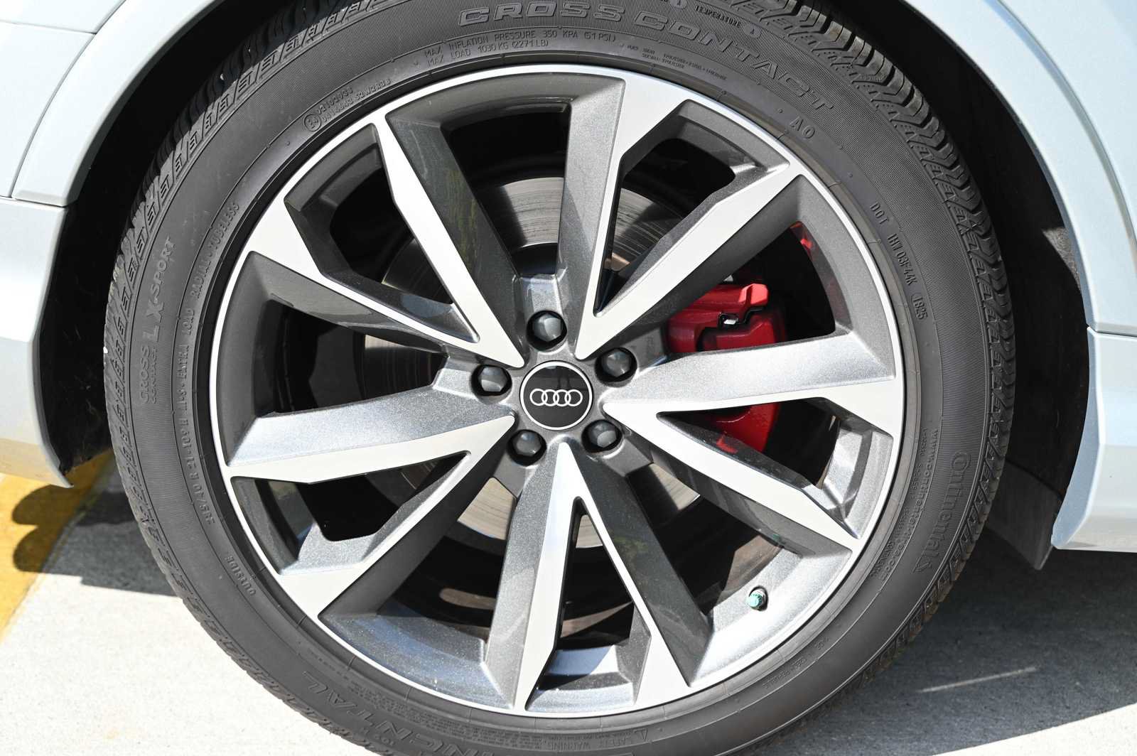 Used 2023 Audi SQ7 Prestige AWD/4WD image 10