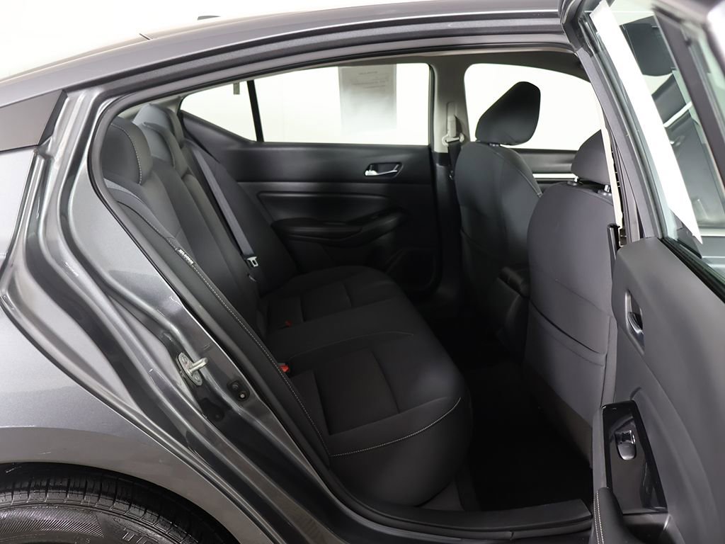 Used 2021 Nissan Altima 2.5 SV FWD image 26