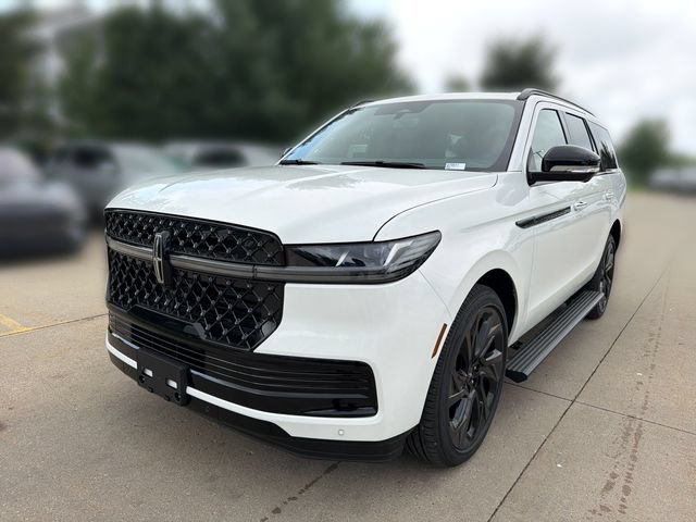 New 2027 Lincoln Navigator Reserve w/ Jet Appearance Package AWD/4WD image 10