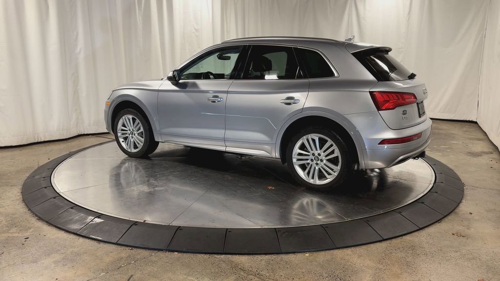 Used 2018 Audi Q5 Prestige w/ Prestige Package image 6