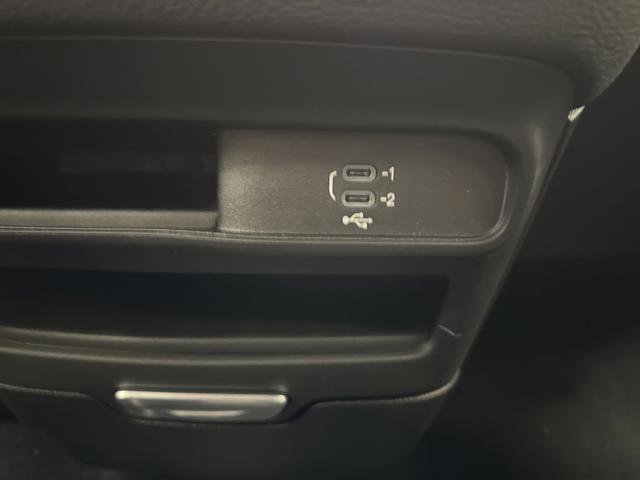 New 2026 Chrysler Pacifica Select w/ S Appearance Package image 22