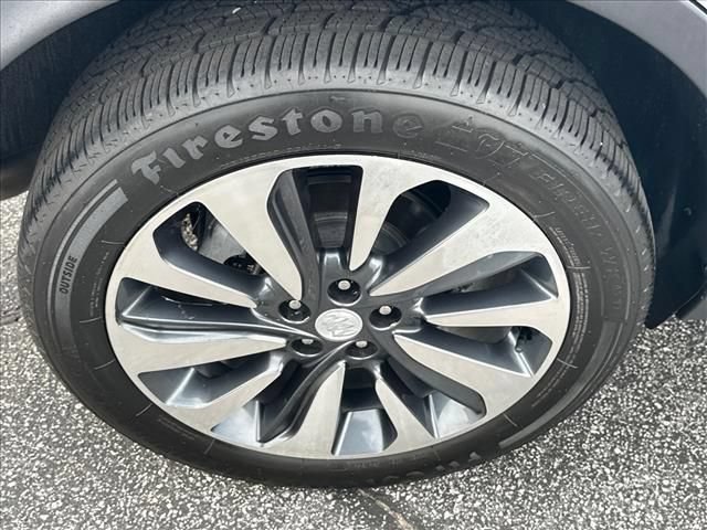 Certified 2021 Buick Encore Preferred w/ Safety Package FWD image 34