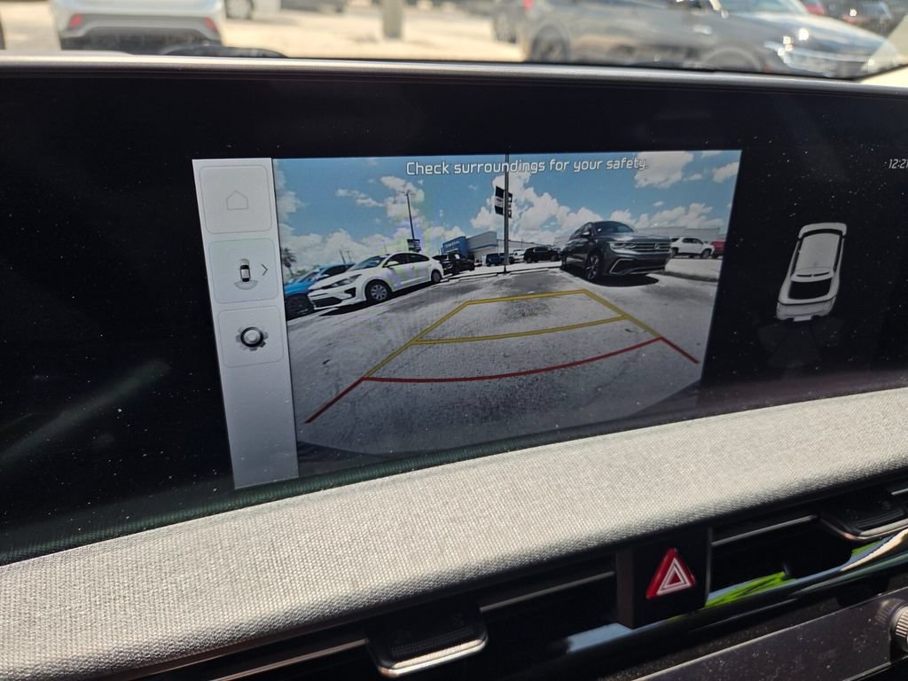 Used 2024 Kia EV6 Light RWD image 31