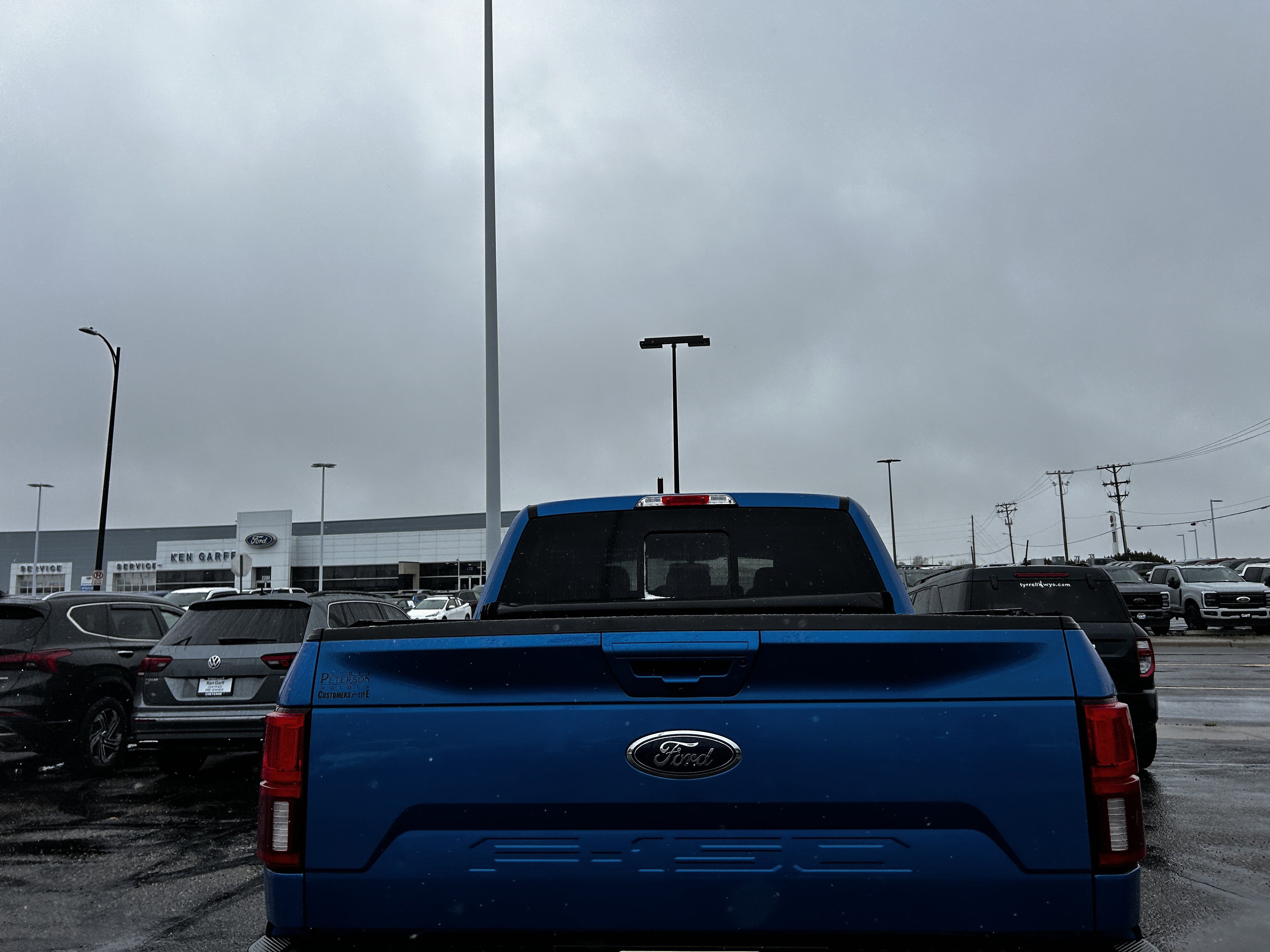 Used 2019 Ford F150 Lariat w/ Equipment Group 502A Luxury AWD/4WD image 4
