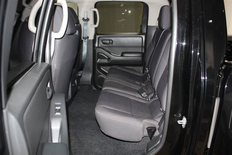 Used 2023 Nissan Frontier S AWD/4WD image 25