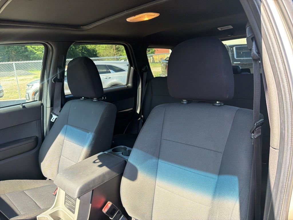 Used 2011 Ford Escape XLT w/ 201A Rapid Spec Order Code image 20