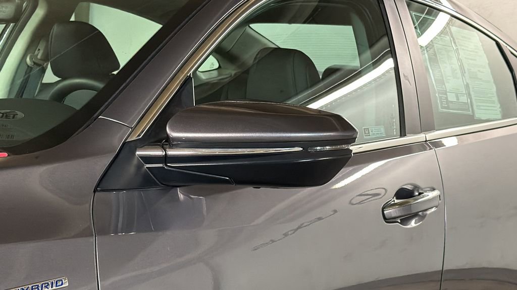 Used 2019 Honda Insight Touring image 5