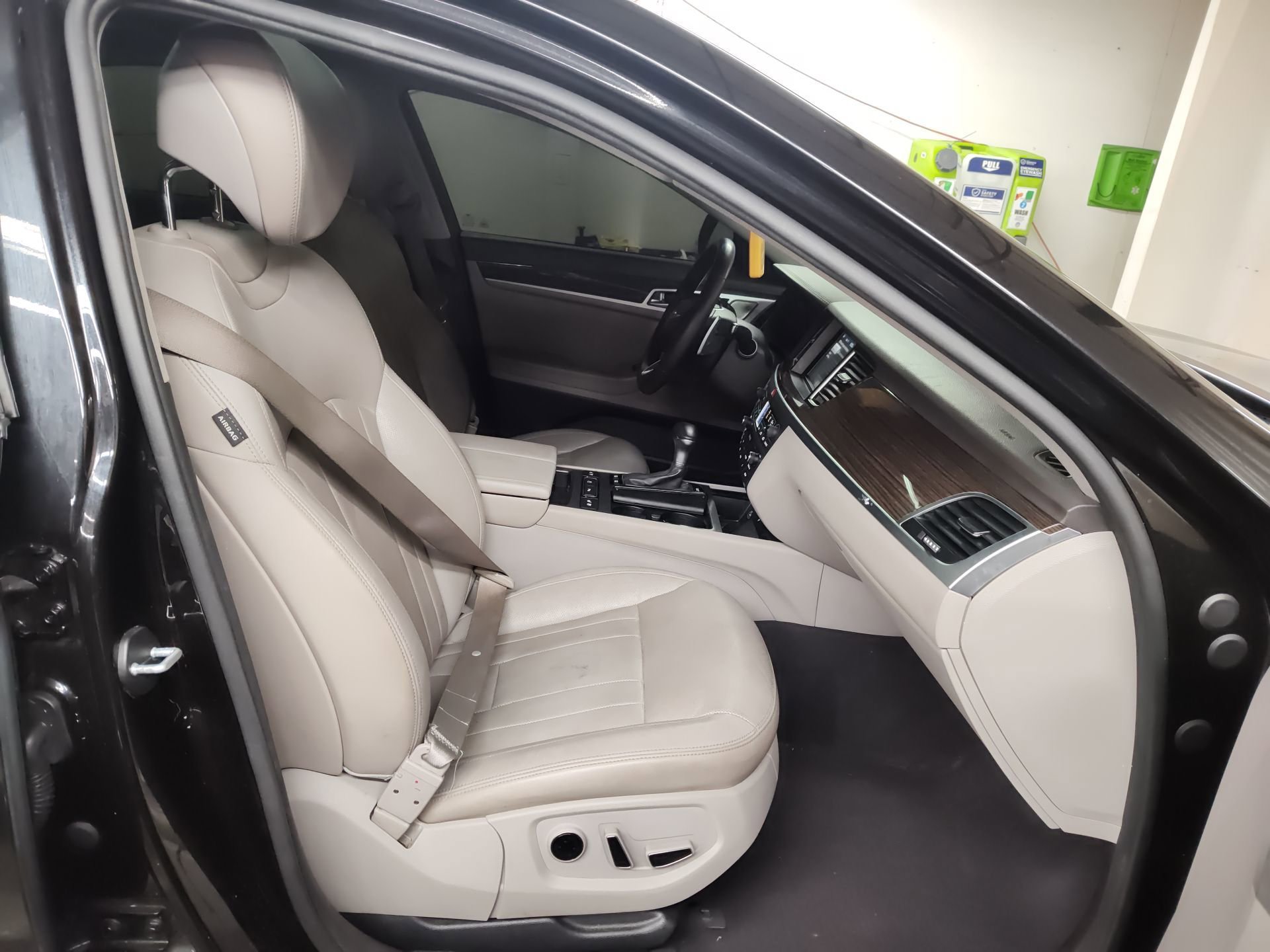 Used 2019 Genesis G80 3.8 w/ Sport Package 02 image 10