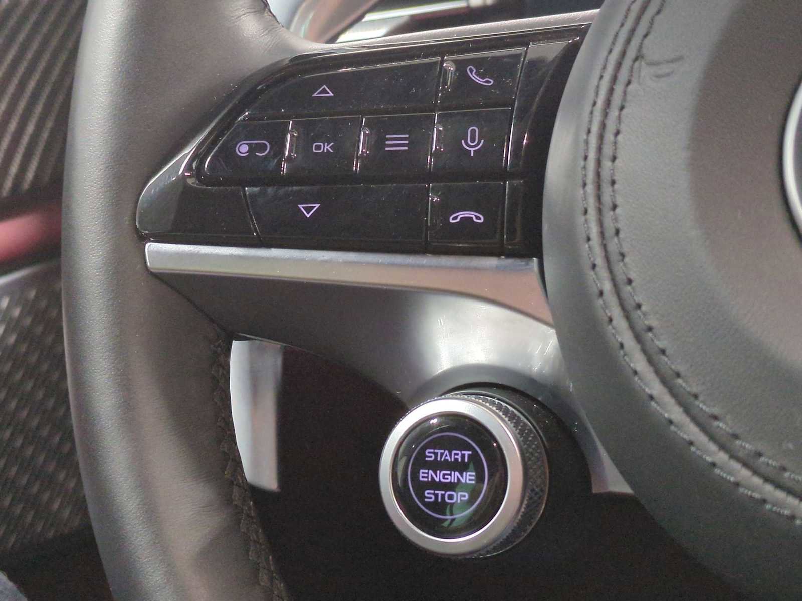 Used 2023 Maserati Grecale Modena image 15