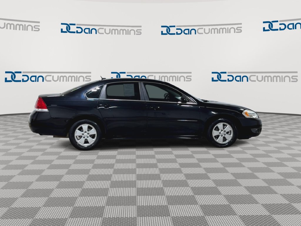 Used 2011 Chevrolet Impala LT FWD image 2