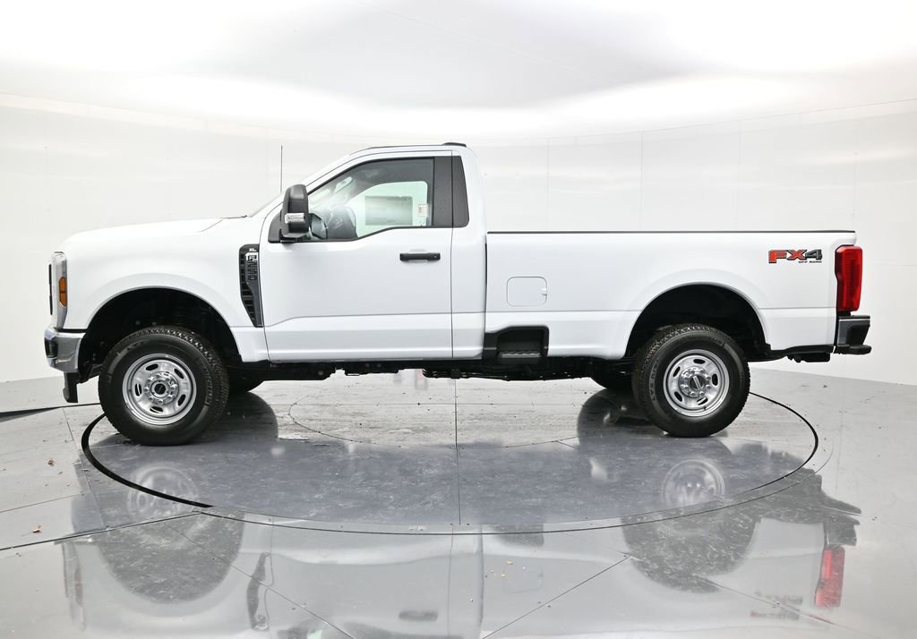 New 2026 Ford F250 XL w/ FX4 Off-Road Package image 8