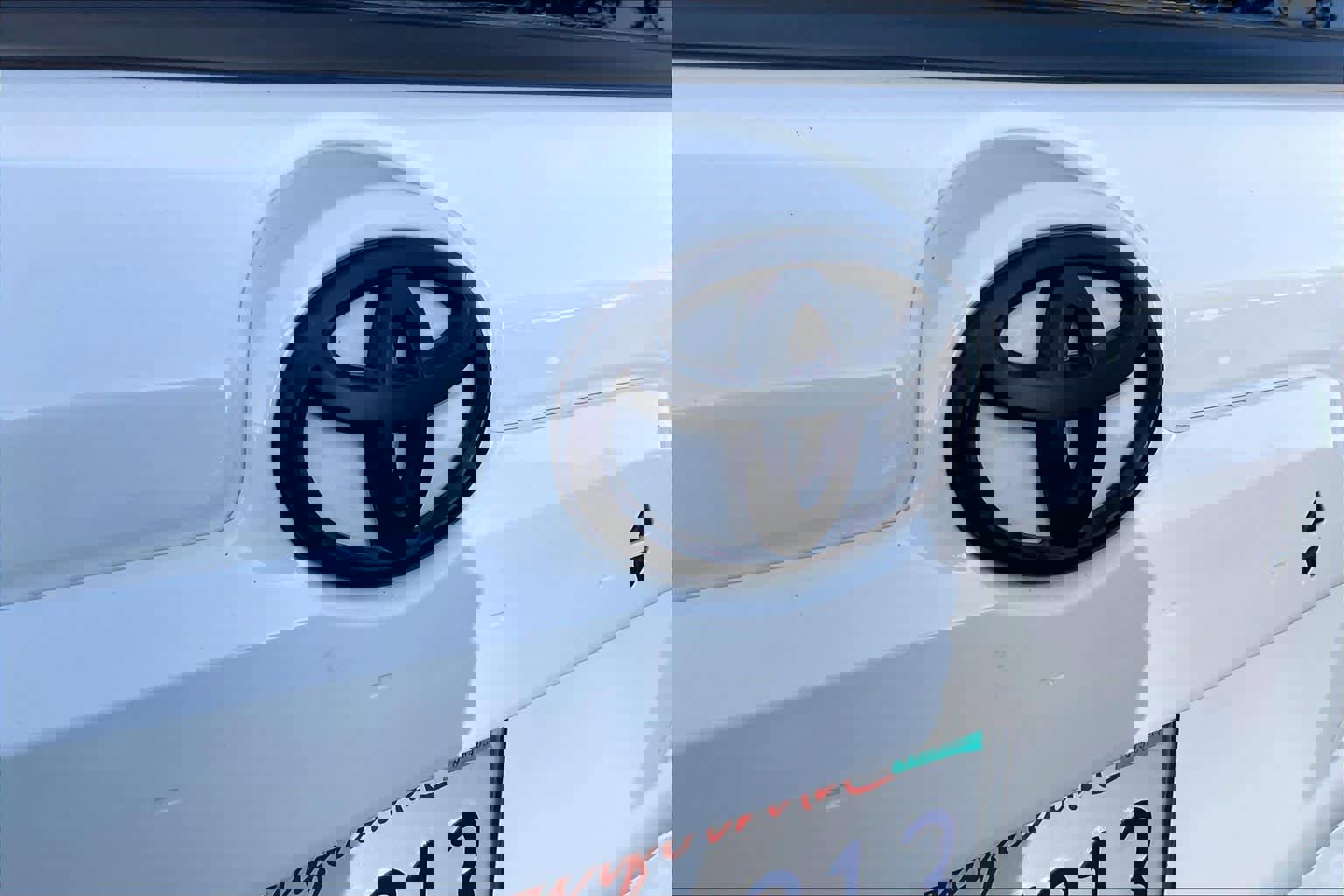 Used 2020 Toyota 4Runner SR5 Premium image 11