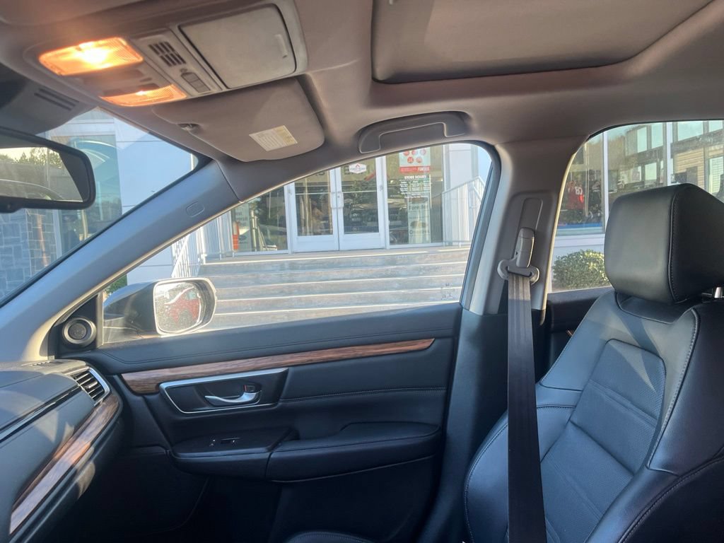 Used 2022 Honda CR-V Touring image 12