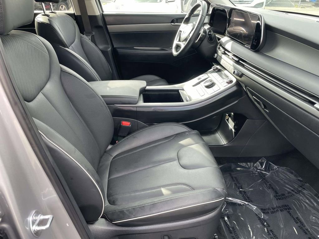 Used 2025 Hyundai Palisade SEL image 46