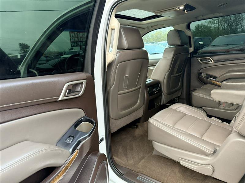 Used 2016 GMC Yukon XL Denali w/ Open Road Package AWD/4WD image 21