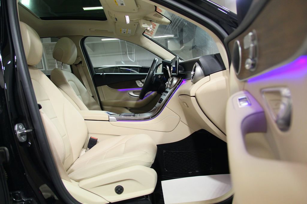 Used 2020 Mercedes-Benz GLC 300 4MATIC image 19