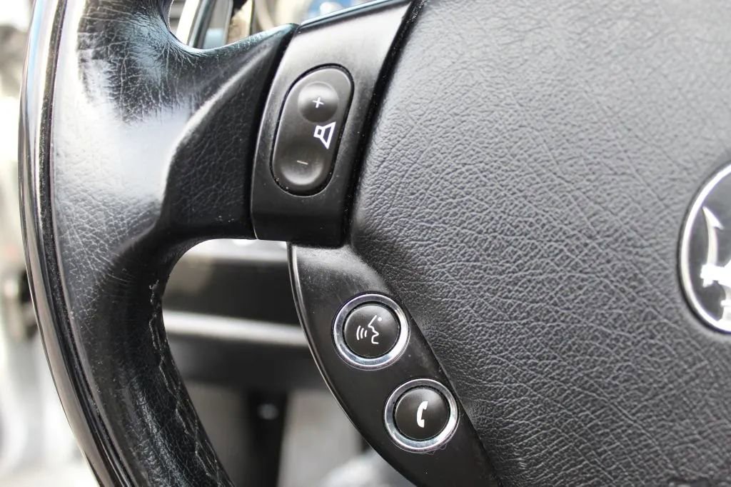 Used 2011 Maserati GranTurismo Convertible RWD image 30