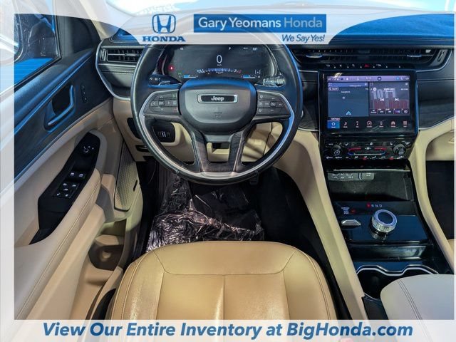 Used 2021 Jeep Grand Cherokee L Limited w/ MOPAR Finishing Package AWD/4WD image 16