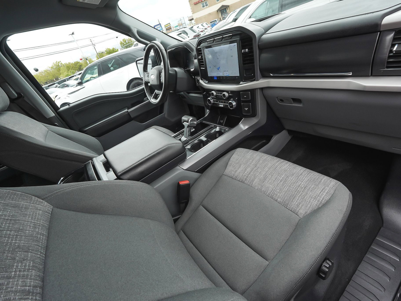 Used 2023 Ford F150 Lightning XLT AWD/4WD image 41