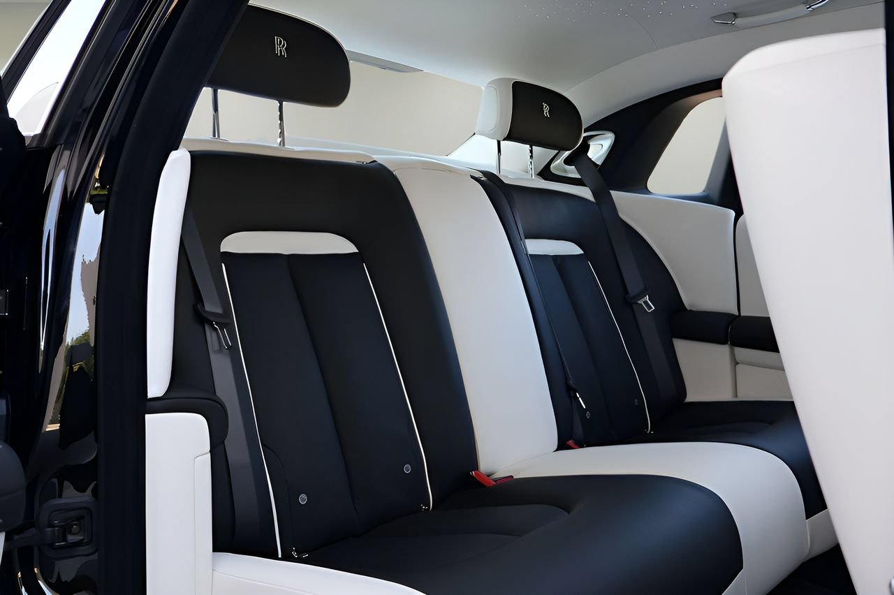 New 2026 Rolls-Royce Ghost AWD/4WD image 21