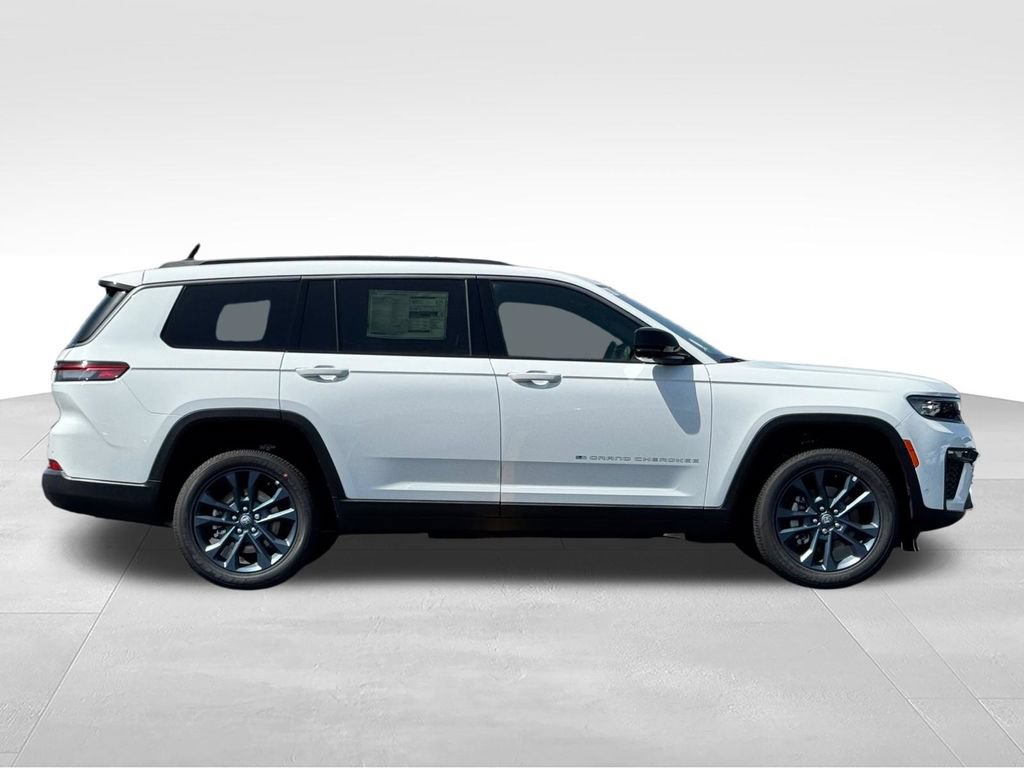 New 2026 Jeep Grand Cherokee L Limited AWD/4WD image 8