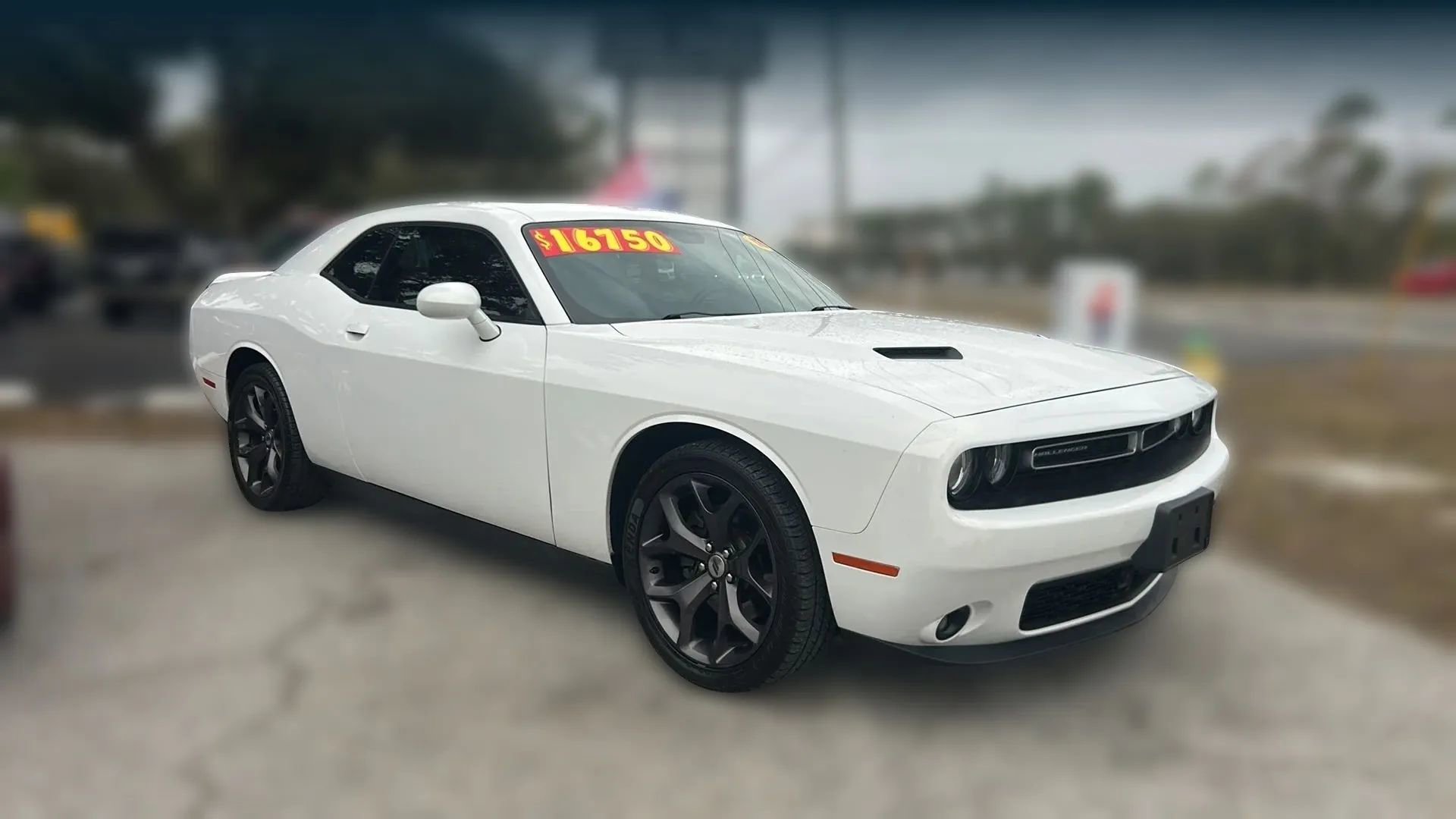 Used 2018 Dodge Challenger SXT Plus image 1