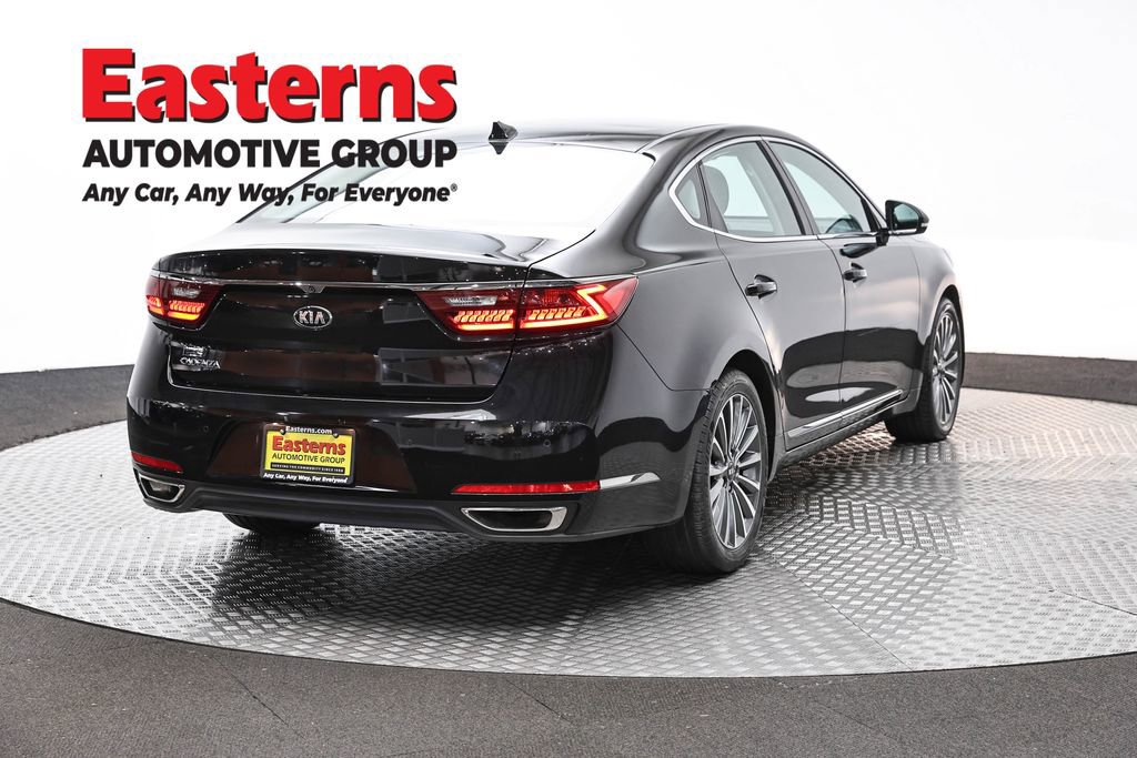 Used 2019 Kia Cadenza Premium image 5