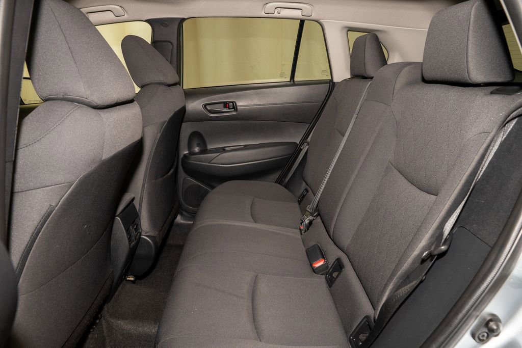 Used 2023 Toyota Corolla Cross LE image 7