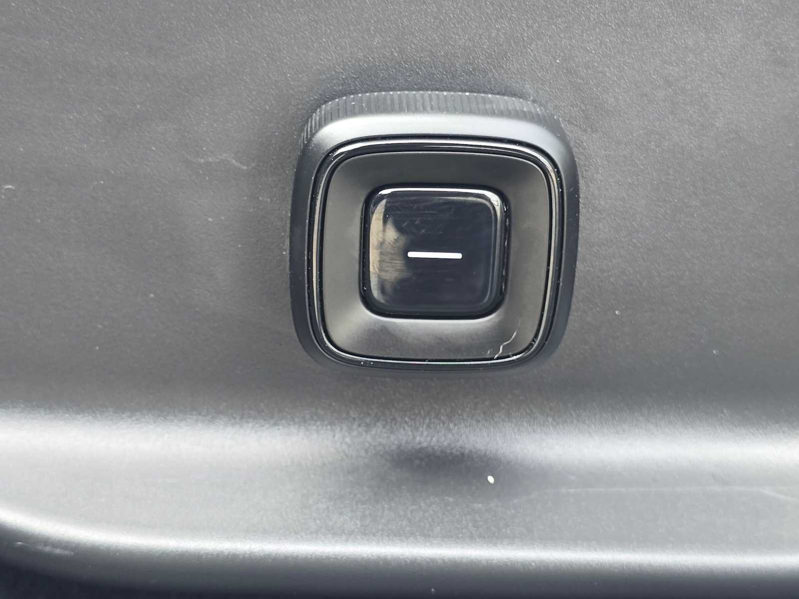 Certified 2025 Volvo EX30 Plus w/ Climate Package AWD/4WD image 22