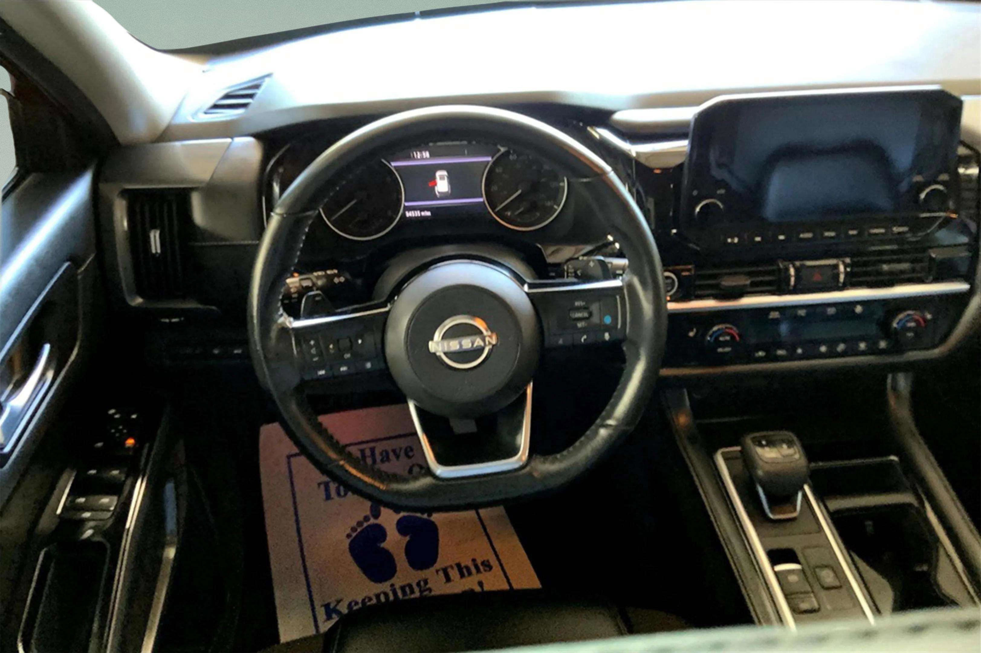 Used 2023 Nissan Pathfinder SL image 28