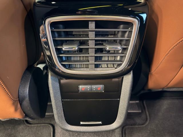 Used 2023 Lincoln Nautilus Reserve image 13