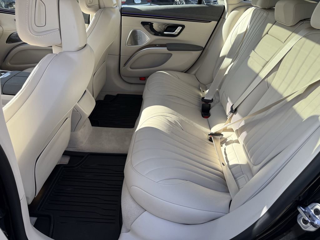 Certified 2023 Mercedes-Benz EQS 580 4MATIC Sedan image 11
