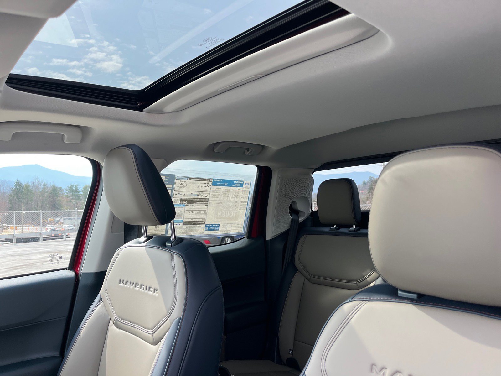 New 2026 Ford Maverick Lariat w/ 4K Tow Package image 8