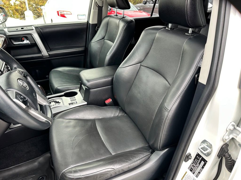 Used 2016 Toyota 4Runner Limited image 17