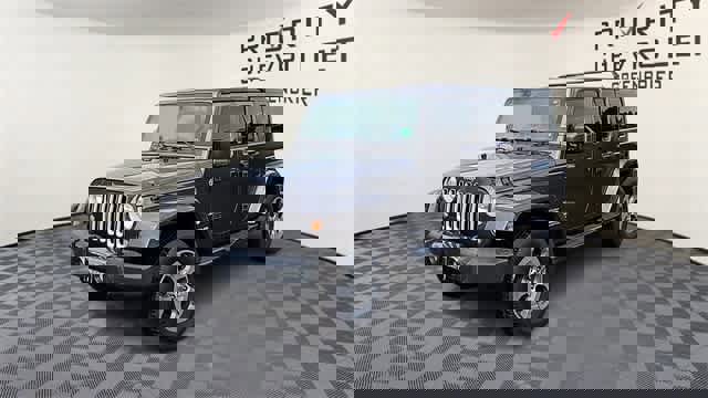 Used 2017 Jeep Wrangler Unlimited Sahara image 4