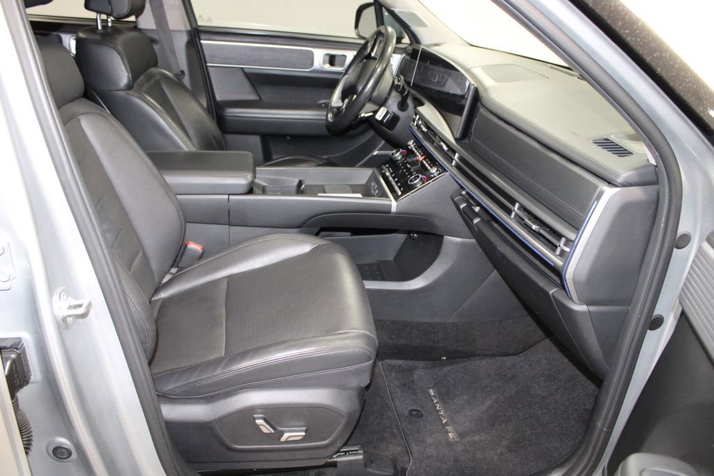 Used 2024 Hyundai Santa Fe Limited FWD image 28