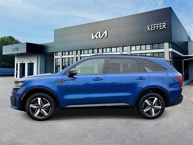 Certified 2023 Kia Sorento S image 5