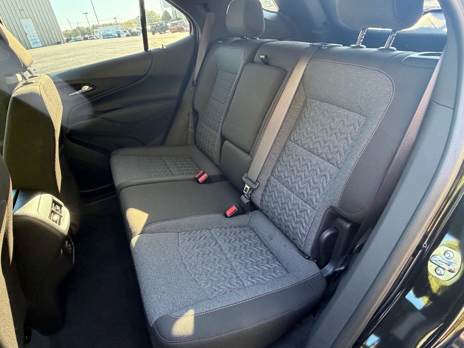 Used 2024 Chevrolet Equinox LT w/ LPO, Floor Liner Package FWD image 38