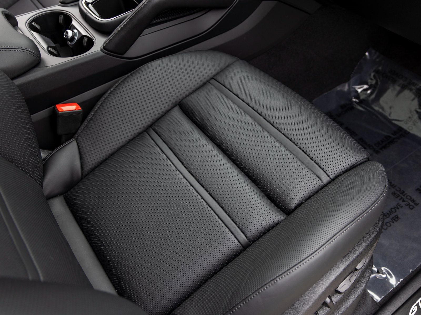 New 2025 Porsche Cayenne GTS image 53