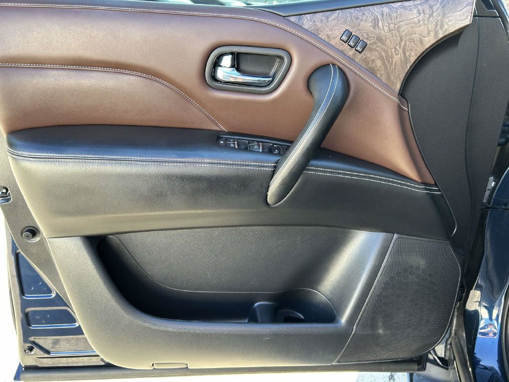 Used 2022 INFINITI QX80 Premium Select w/ All-Season Package RWD image 16