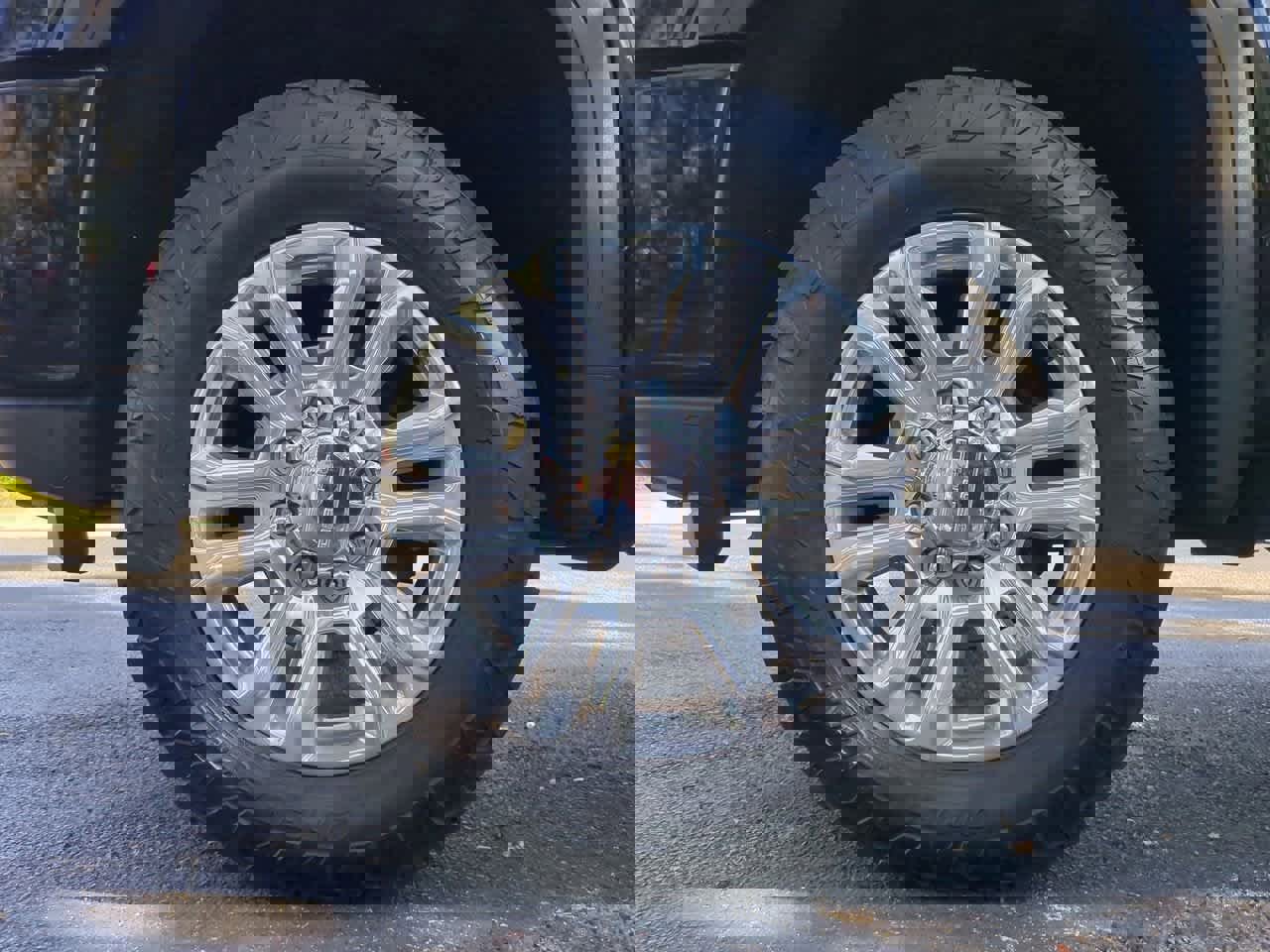 Used 2022 GMC Sierra 2500 Denali w/ Denali Ultimate Package image 14