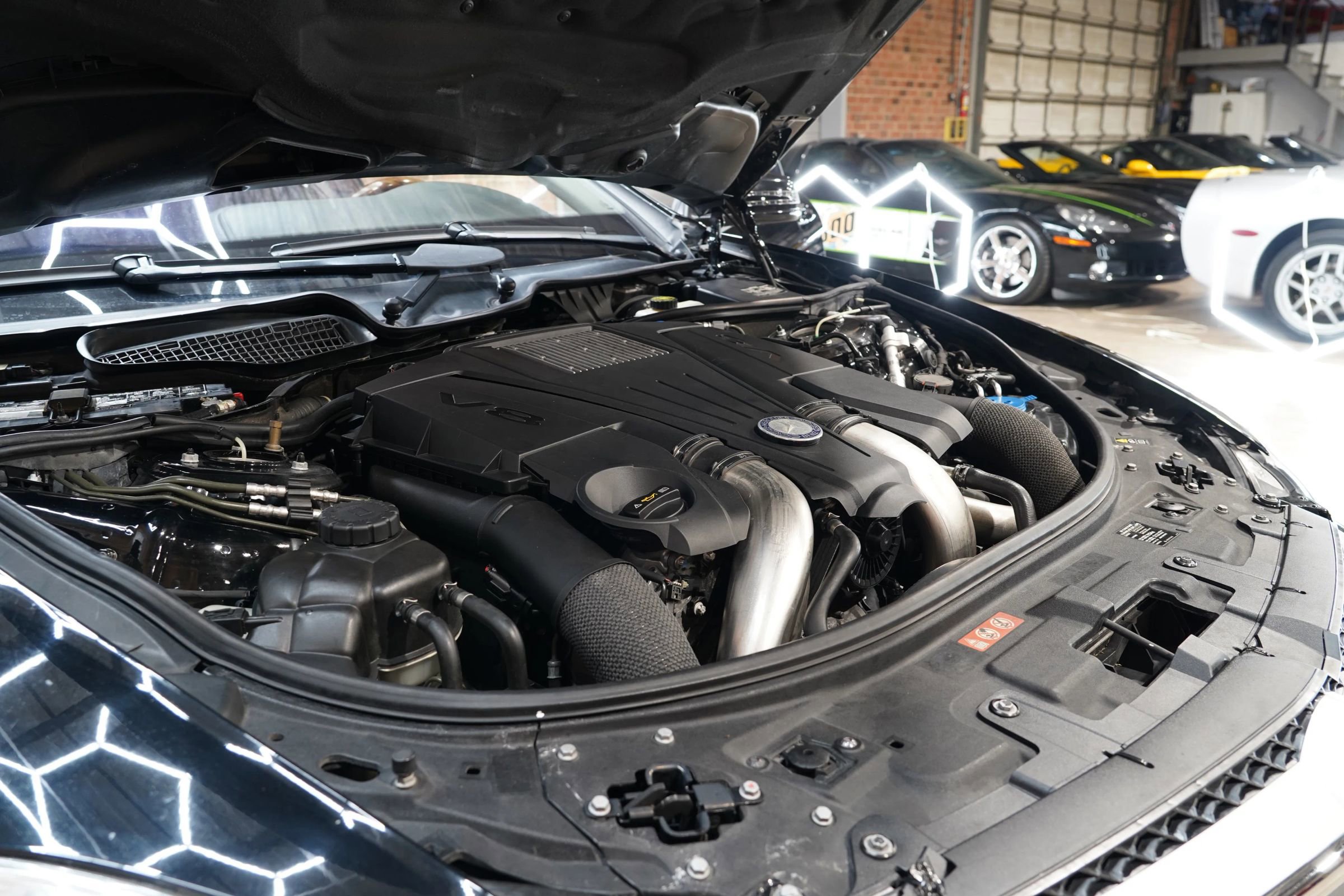 Used 2011 Mercedes-Benz CL 550 4MATIC w/ Sport Pkg Plus One image 29