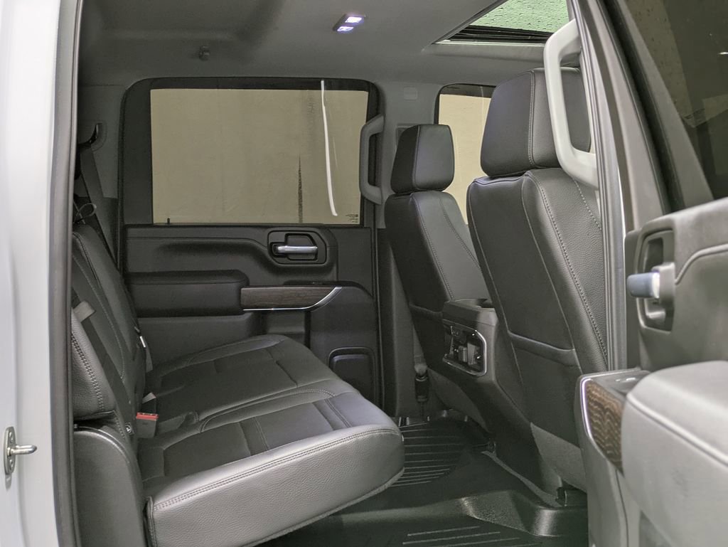 Used 2023 GMC Sierra 3500 Denali w/ Denali Ultimate Package AWD/4WD image 27