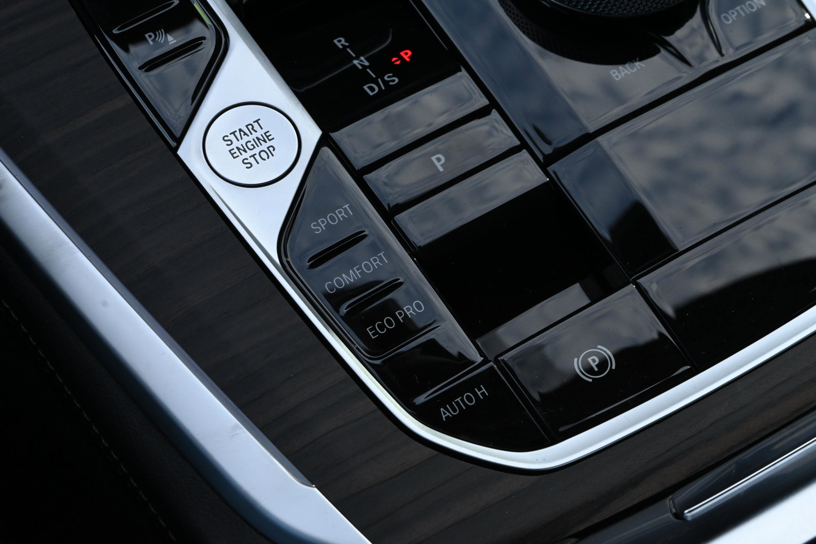 New 2026 BMW X5 sDrive40i image 17