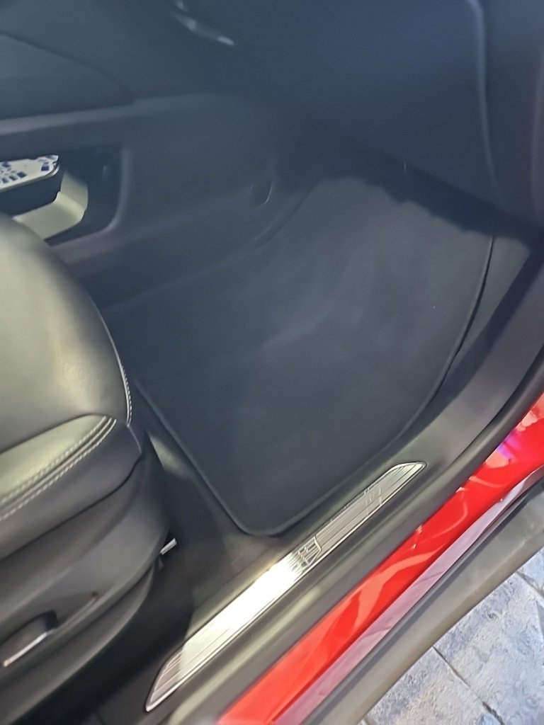 Used 2023 Cadillac XT5 Luxury image 16