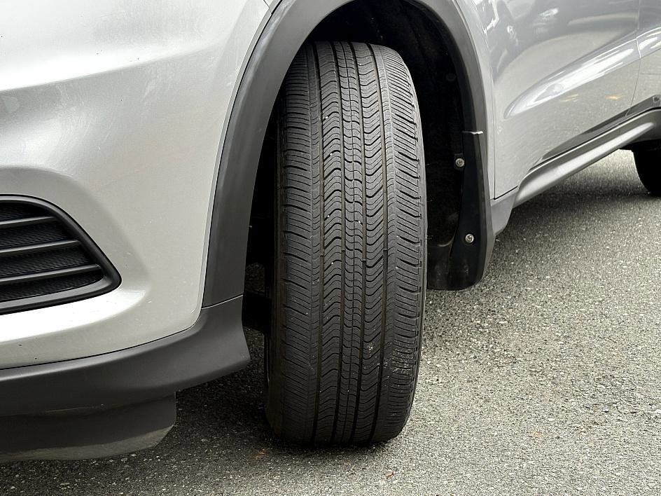 Used 2020 Honda HR-V EX image 28