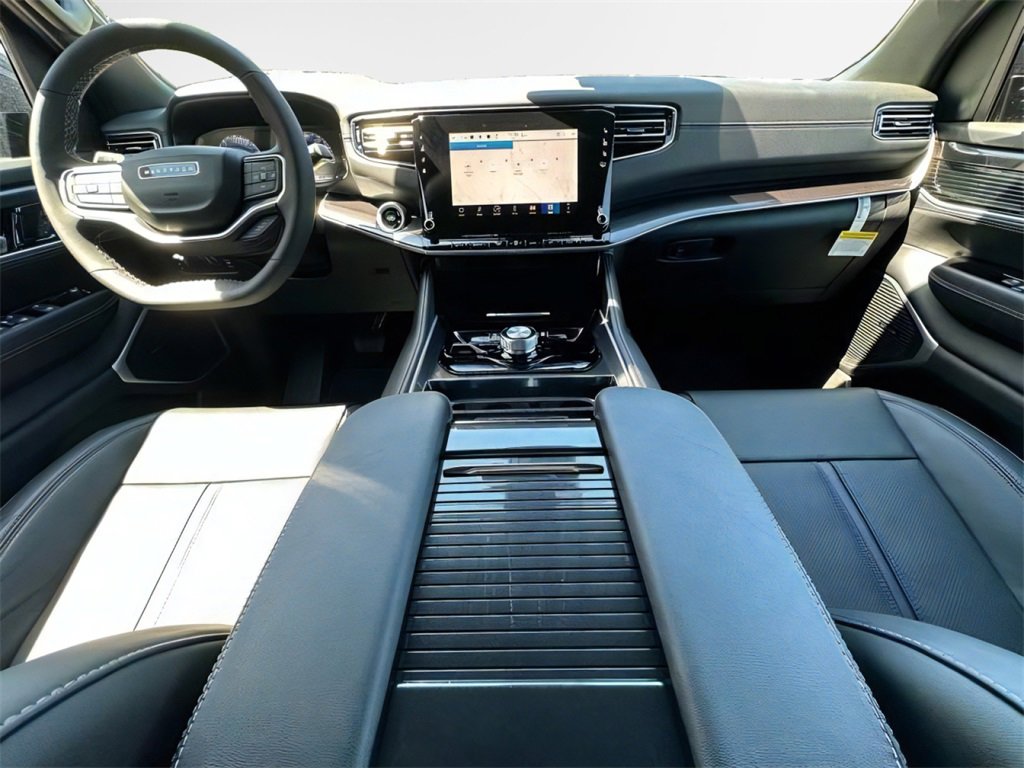 New 2024 Jeep Wagoneer 4WD w/ Premium Group I image 25